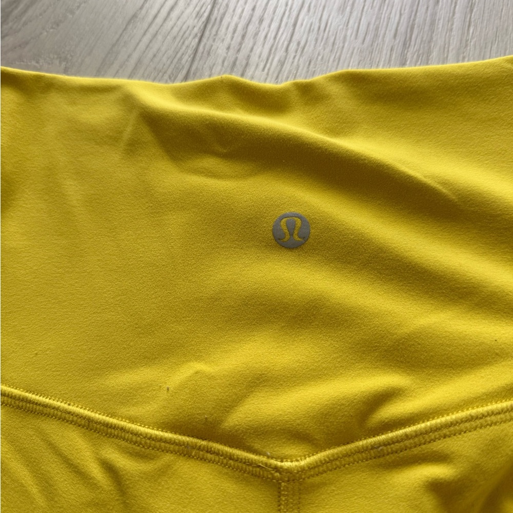 Bright Yellow High-Waist Leggings for Active Comfort - Picture 4 of 16